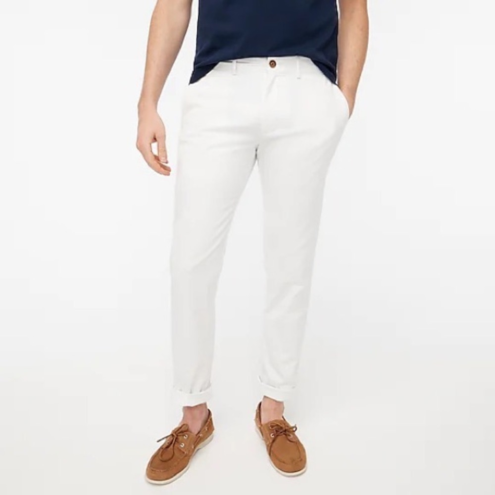 Slim-fit flex khaki pant